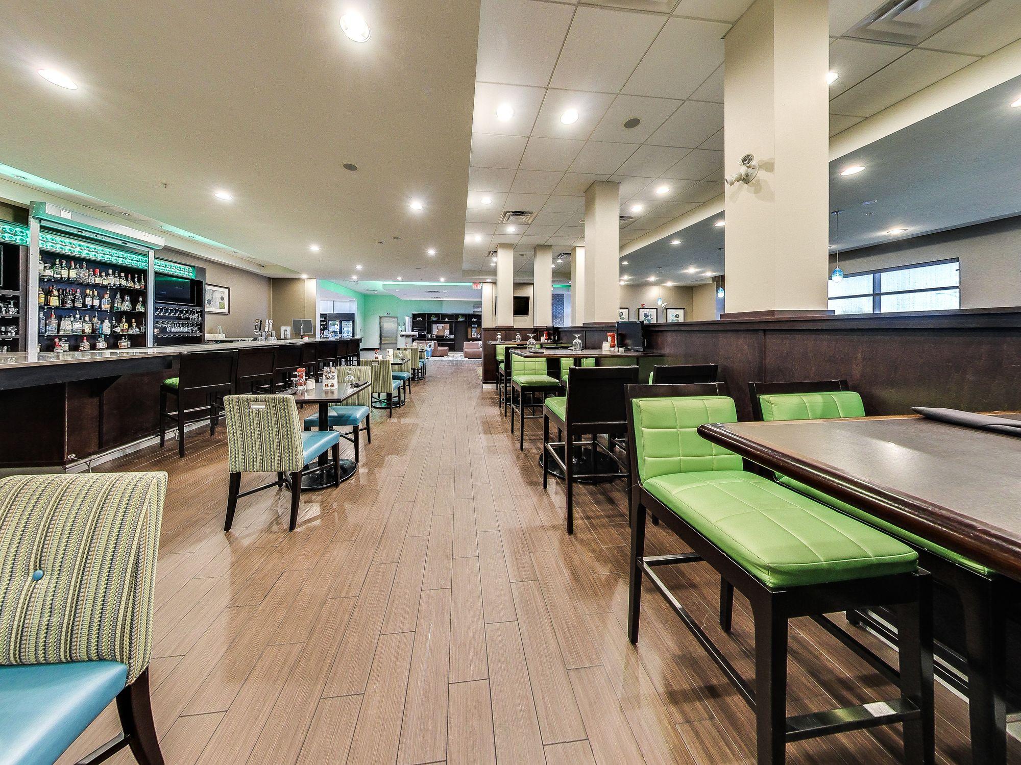 Holiday Inn Hotel & Suites Edmonton Airport Conference Centre By Ihg Nisku Kültér fotó
